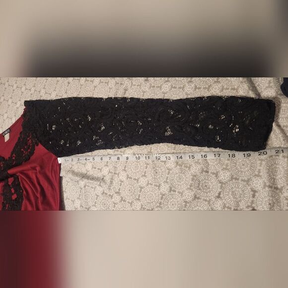 Venus Ruched top - Picture 8 of 9